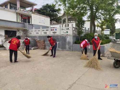 招远市玲珑镇台上村积极开展环境卫生整治志愿服务活动